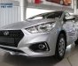 Hyundai Accent 2018 - Cần bán xe Hyundai Accent đời 2018, màu bạc