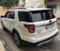 Ford Explorer    2017 - Cần bán gấp xe Ford Explorer, nhập khẩu từ Mỹ, đăng ký lần đầu 2017 - màu trắng