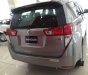 Toyota Innova  2.0E  2018 - Bán Toyota Innova 2.0E năm 2018, màu bạc, 743 triệu