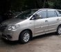 Toyota Innova 2.0E 2014 - Cần bán Toyota Innova 2.0E đời 2014, màu bạc 