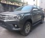 Toyota Hilux   2016 - Bán xe Toyota Hilux đời 2016, màu xám số tự động