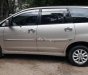 Toyota Innova 2.0E 2014 - Cần bán Toyota Innova 2.0E đời 2014, màu bạc 