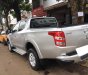 Mitsubishi Triton 2016 - Bán gấp xe Triton 2016, số sàn, một cầu, màu bạc