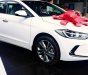 Hyundai Elantra 2018 - Cần bán xe Hyundai Elantra sản xuất năm 2018, màu trắng, giá 560tr