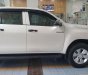 Toyota Hilux E (4x2) AT 2018 - Bán xe Toyota Hilux E(4x2) AT năm sản xuất 2018, màu trắng, nhập khẩu