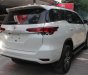 Toyota Fortuner 2.4G 4x2 MT 2017 - Bán Toyota Fortuner G màu bạc, máy dầu 2.4, số sàn, đời năm 2017, xe còn rất đẹp