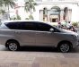 Toyota Innova  E 2016 - Cần bán lại xe Toyota Innova đời 2016, xe gia đình, 680tr