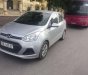 Hyundai Grand i10 2016 - Cần bán Hyundai Grand i10 năm sản xuất 2016, màu bạc