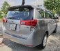 Toyota Innova  E   2017 - Bán Toyota Innova E đời 2017, màu bạc số sàn