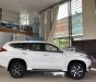 Mitsubishi Pajero 2018 - Bán ô tô Mitsubishi Pajero đời 2018, màu trắng