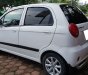 Chevrolet Spark Van 2015 - Gia đình hết đam mê cần bán Spark Van 2015, số sàn, hai chỗ, màu trắng