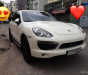 Porsche Cayenne 2010 - Cần bán lại xe Porsche Cayenne sản xuất 2010 màu trắng, 1 tỷ 999 triệu, nhập khẩu nguyên chiếc