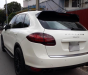 Porsche Cayenne 2010 - Cần bán lại xe Porsche Cayenne sản xuất 2010 màu trắng, 1 tỷ 999 triệu, nhập khẩu nguyên chiếc