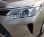 Toyota Camry 2.5Q 2015 - Bán Toyota Camry 2.5Q sản xuất 2015, màu vàng chính chủ