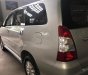 Toyota Innova V 2013 - Cần bán gấp Toyota Innova V đời 2013, màu bạc