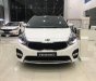 Kia Rondo  2.0 GMT 2018 - Bán ô tô Kia Rondo năm sản xuất 2018, màu trắng