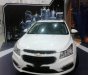 Chevrolet Cruze 2015 - Cần bán xe Chevrolet Cruze đời 2015, màu trắng