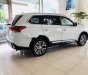 Mitsubishi Outlander  2.4L CVT Pre 2018 - Bán ô tô Mitsubishi Outlander 2.4L CVT Pre sản xuất 2018, màu trắng, mới 100%