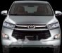 Toyota Innova 2018 - Bán xe Toyota Innova năm sản xuất 2018, màu bạc, giá tốt