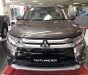 Mitsubishi Outlander  2.4 Premium 2018 - Cần bán xe Mitsubishi Outlander 2.4 Premium năm sản xuất 2018, màu nâu