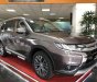 Mitsubishi Outlander  2.4 Premium 2018 - Cần bán xe Mitsubishi Outlander 2.4 Premium năm sản xuất 2018, màu nâu