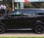 Toyota Innova Venturer 2018 - Bán ô tô Toyota Innova Venturer đời 2018, màu đen 
