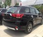 Mitsubishi Outlander 2.0 CVT 2018 - Bán Mitsubishi Outlander 2.0 CVT đời 2018, màu đen