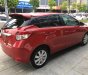 Toyota Yaris E 1.3AT 2015 - Bán Toyota Yaris E 1.3AT sản xuất 2015, màu đỏ, xe nhập, giá tốt