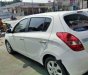 Hyundai i20 2009 - Cần bán lại xe Hyundai i20 sản xuất năm 2009, màu trắng, xe nhập xe gia đình