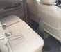 Toyota Innova 2.0E 2015 - Cần bán gấp Toyota Innova 2.0E 2015, màu bạc xe gia đình, giá chỉ 589 triệu