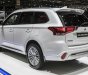 Mitsubishi Outlander 2.0 CVT 2018 - Mitsubishi Outlander 2018, bản nâng cấp cửa gió, có xe giao ngay, LH: 0985.598.257