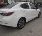 Mazda 2   2016 - Bán ô tô Mazda 2 2016, màu trắng số tự động