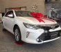 Toyota Camry 2.5Q 2018 - Cần bán Toyota Camry 2.5Q đời 2018, màu trắng