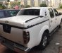 Nissan Navara LE 2011 - Cần bán gấp Nissan Navara LE năm sản xuất 2011, màu trắng, xe nhập chính chủ, giá tốt