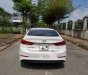 Hyundai Elantra 2.0 2016 - Bán Hyundai Elantra 2.0 2016, màu trắng, giá 635tr