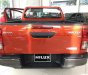 Toyota Hilux 2018 - Bán Toyota Hilux 2.4 AT màu cam nhập Thái, giao xe tháng 11