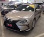 Toyota Camry 2.0E 2016 - Bán xe Toyota Camry 2.0E đời 2016, màu nâu vàng