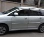 Toyota Innova E 2015 - Cần bán Toyota Innova E 2015 số sàn, màu bạc