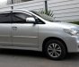 Toyota Innova E 2015 - Cần bán Toyota Innova E 2015 số sàn, màu bạc