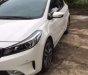 Kia Cerato 2017 - Cần bán Kia Cerato năm sản xuất 2017, màu trắng, giá tốt