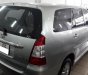 Toyota Innova 2.0E 2012 - Cần bán gấp Toyota Innova 2.0E 2012, màu bạc