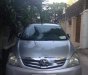 Toyota Innova V 2009 - Bán Toyota Innova V năm sản xuất 2009, màu bạc xe gia đình, giá 410tr