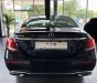 Mercedes-Benz E class E200 2017 - Cần bán xe Mercedes E200 năm sản xuất 2017, màu đen, nhanh tay liên hệ