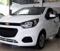 Chevrolet Spark 2018 - Cần bán Chevrolet Spark sản xuất 2018, màu trắng