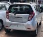 Chevrolet Spark  1.2LS  2018 - Bán xe Chevrolet Spark LS đời 2018, màu bạc, giá tốt