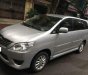 Toyota Innova 2.0E MT 2012 - Bán Toyota Innova 2.0E MT năm sản xuất 2012, màu bạc số sàn, giá chỉ 498 triệu