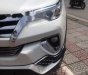 Toyota Fortuner 2018 - Gia đình cần bán Fortuner 2018, số tự động, máy xăng, màu trắng