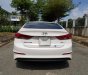 Hyundai Elantra 2.0AT 2016 - Cần bán Hyundai Elantra 2.0 full đời 2017, màu trắng