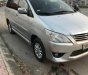 Toyota Innova 2.0E 2013 - Bán Toyota Innova 2.0E 2013, màu bạc, giá 535tr