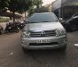 Toyota Fortuner V 2011 - Cần bán gấp Toyota Fortuner đời 2011 màu bạc, giá tốt